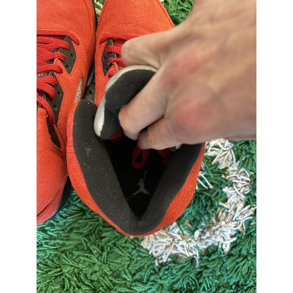 Jordan 5 Raging Bull - Picture 7 of 9